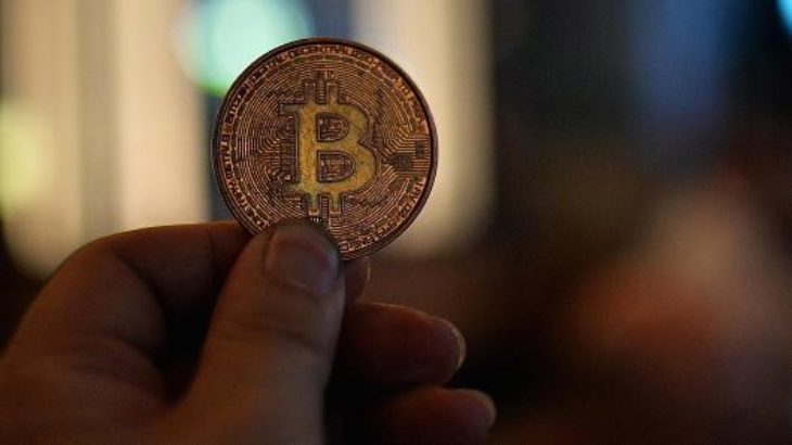 Bitcoin ngjitet mbi 8,000 dollarë, pikën më të lartë që prej 2 muajsh