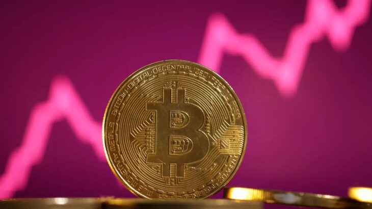 Bitcoin i afrohet 90 mijë dollarëve